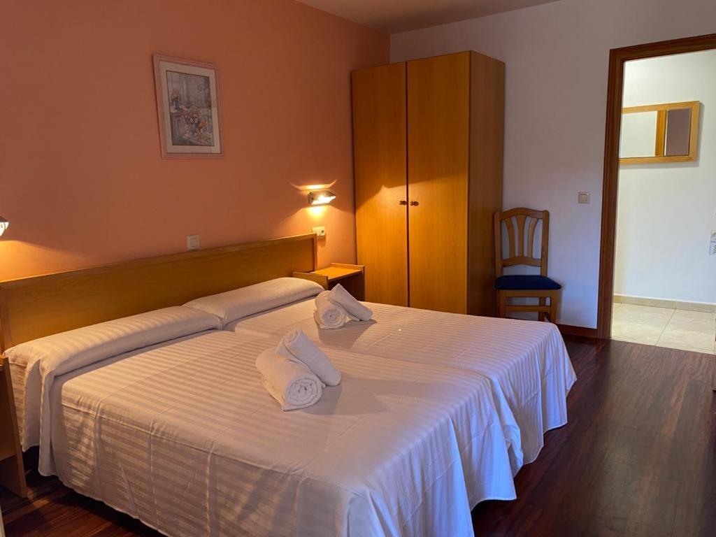 Hotel San Paio Santiago de Compostela Bagian luar foto
