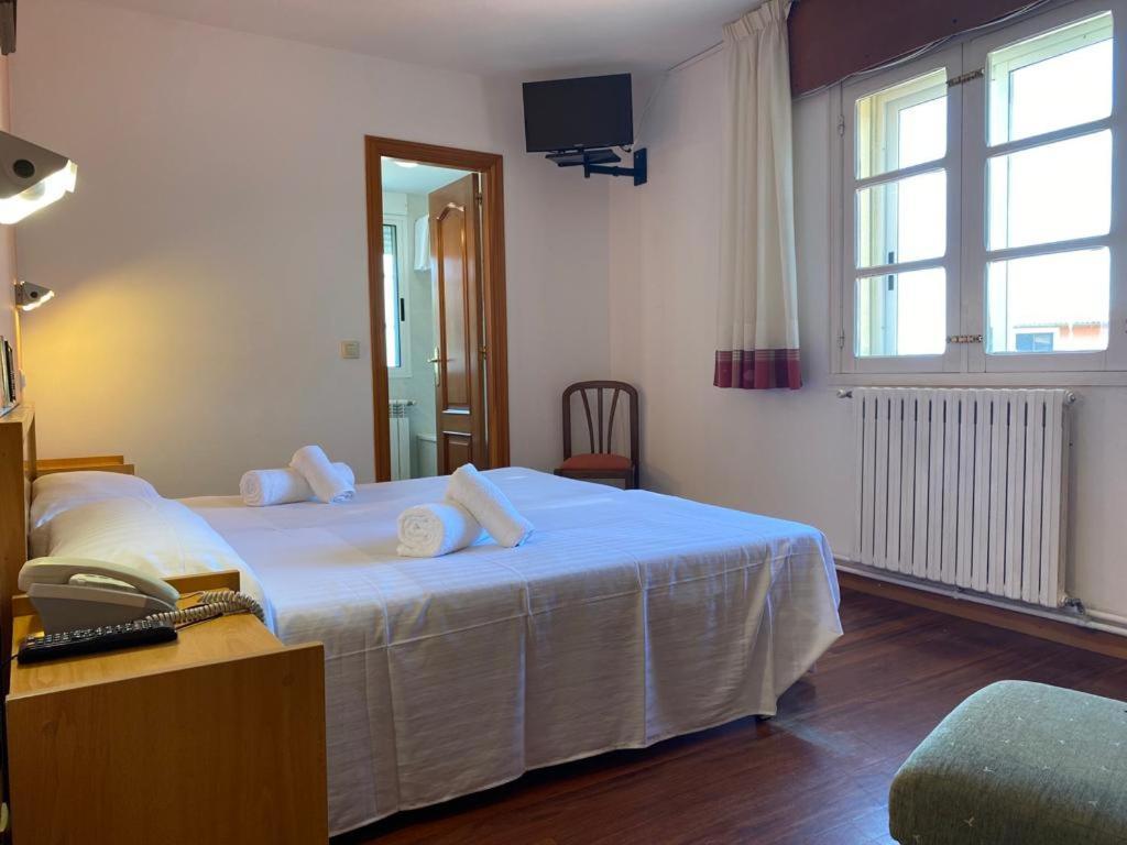 Hotel San Paio Santiago de Compostela Bagian luar foto