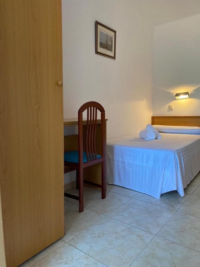 Hotel San Paio Santiago de Compostela Bagian luar foto